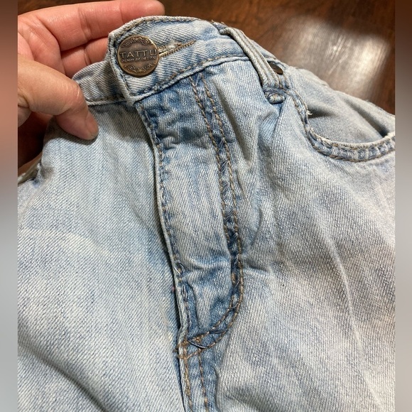TATTU DENIM BY DESIGN lightly distressed Jeans boyfriend fit Size 32 GUC Y2K 90s - Picture 3 of 14